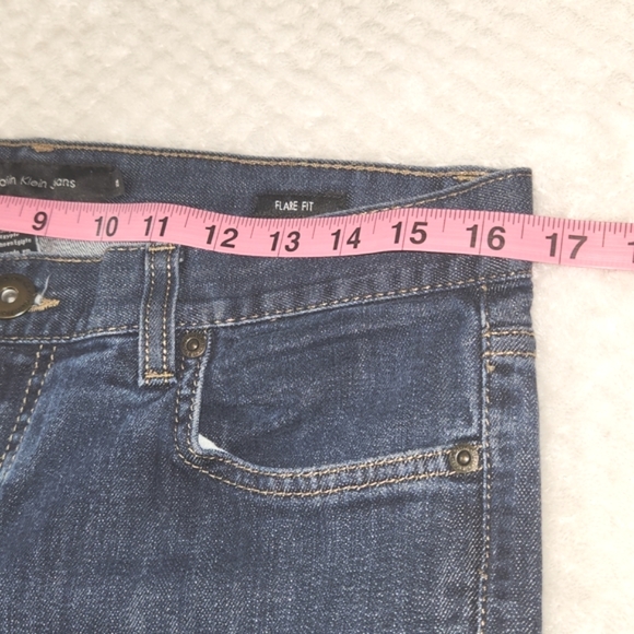 CALVIN KLEIN WOMENS JEANS    FLARE FIT SIZE 10 - Picture 11 of 15
